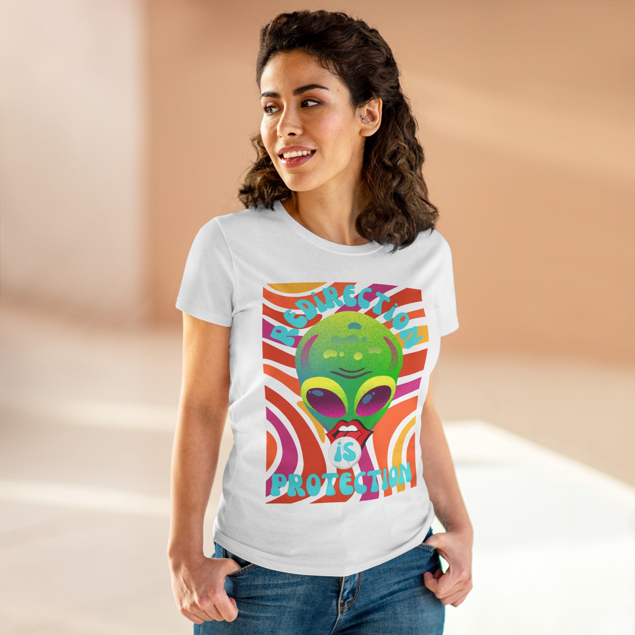 Retro Alien Women&