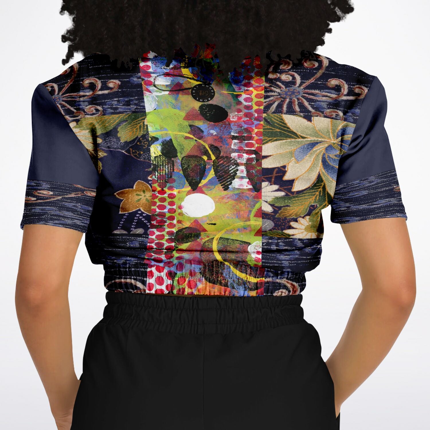 Empress Kanako Cropped Short Sleeve Pullover