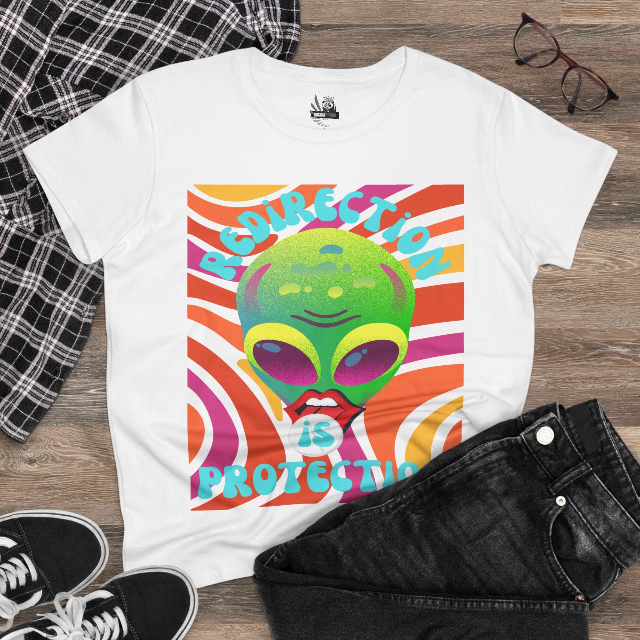 Retro Alien Women&
