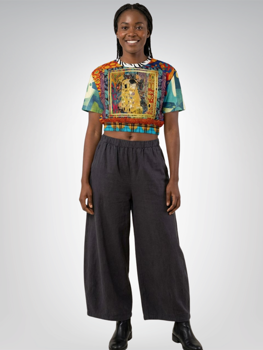 Give Me a Kiss Art Deco Print Eco-Poly Short Sleeve Cropped Pullover