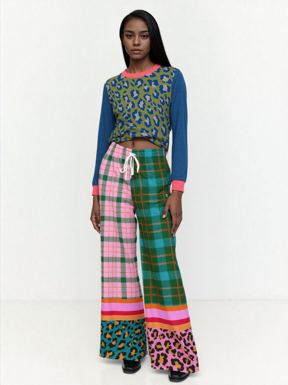 Leopard in Blue and Green Spotted Jubilee Knitted Crewneck Sweater