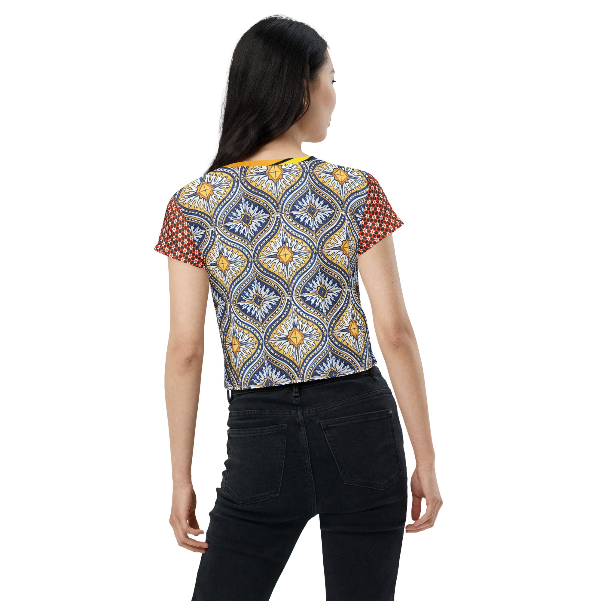 Scaredy-Cat Scream Short Sleeve Crop Tee