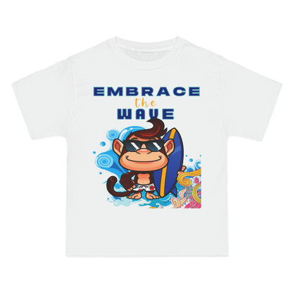 Abraza la camiseta de peso pesado Wave Monkey Surfer