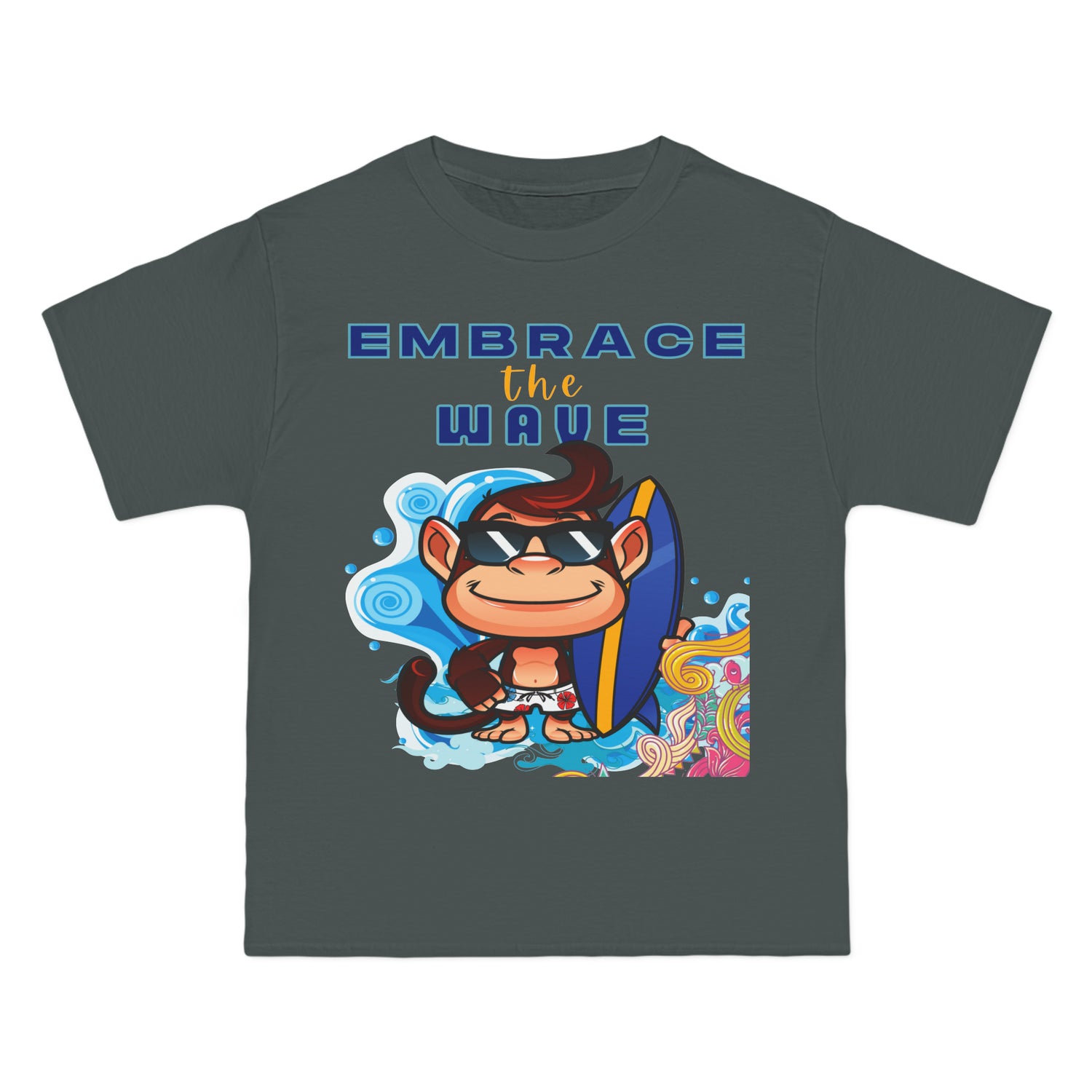 Abraza la camiseta de peso pesado Wave Monkey Surfer