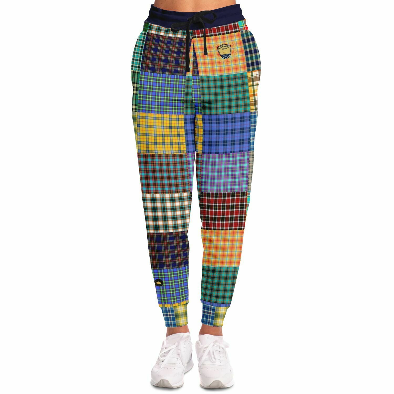 Joggers unisex de poliéster ecológico con patchwork a cuadros Woodsman de The Preppy 