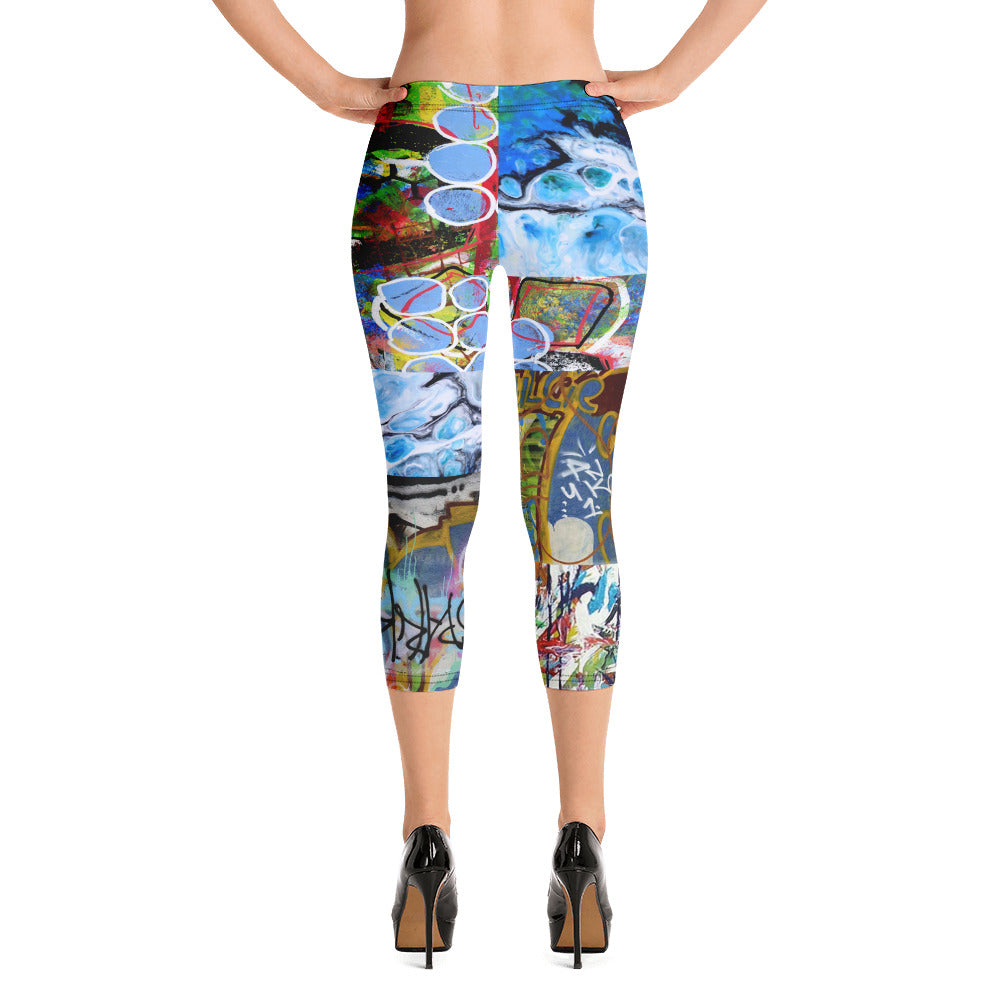 Vesuvia Graffiti Juxtapose Capri Leggings