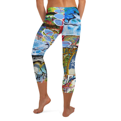 Vesuvia Graffiti Juxtapose Capri Leggings