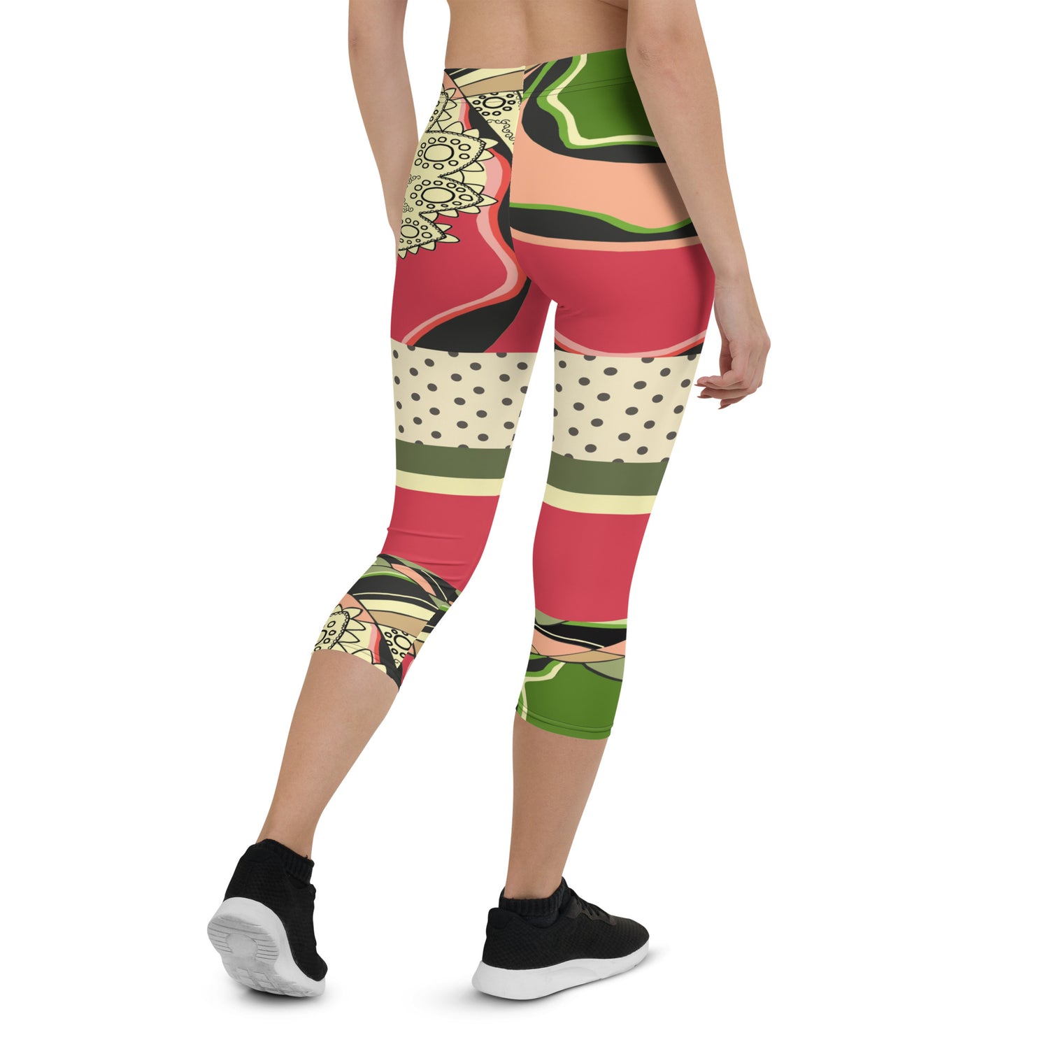 CanCan Girls Vintage Dancer Print Capri Leggings