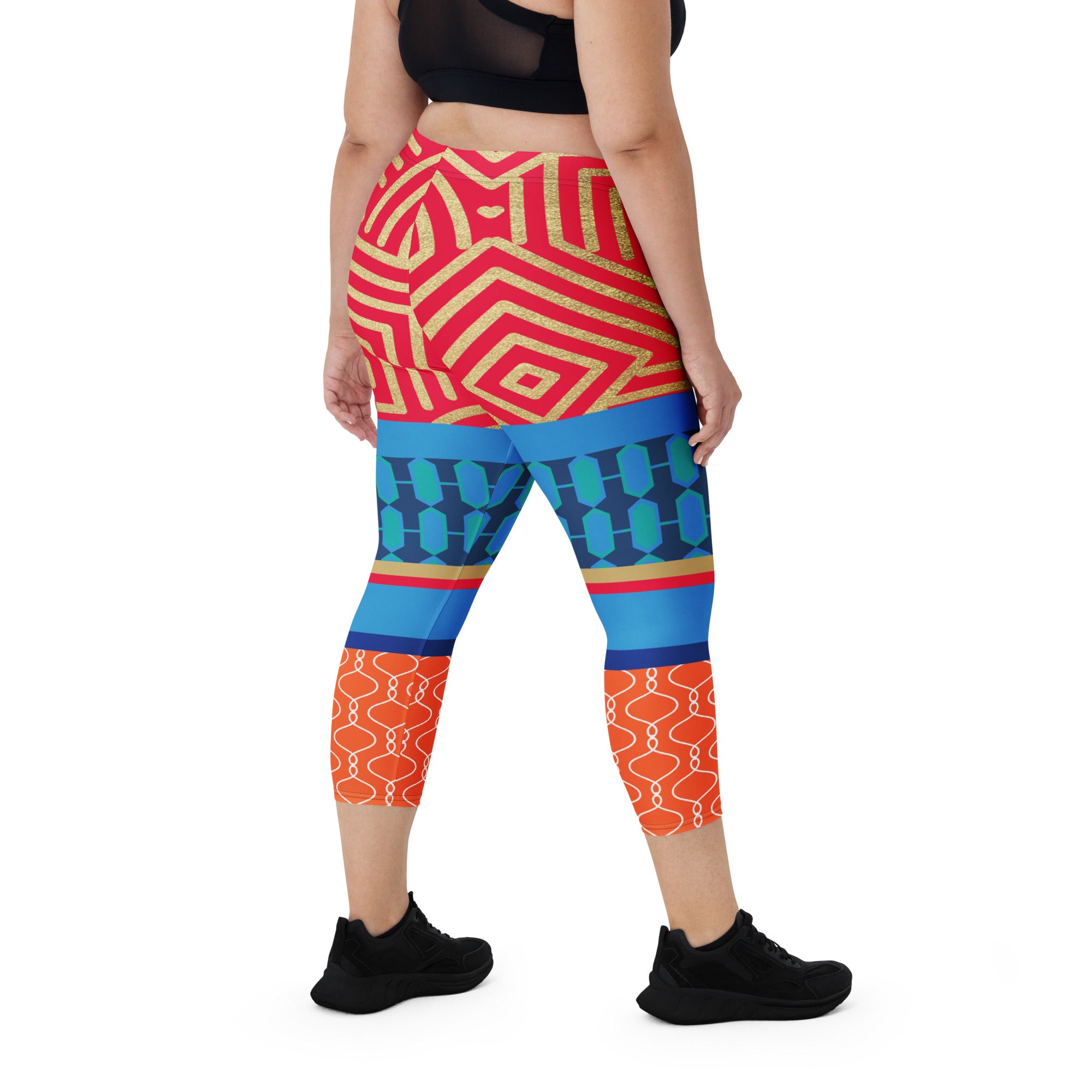 Beach Club Adventure Art Deco Capri Leggings