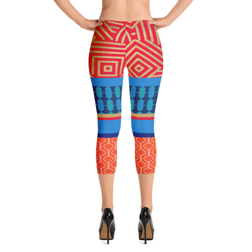 Beach Club Adventure Art Deco Capri Leggings