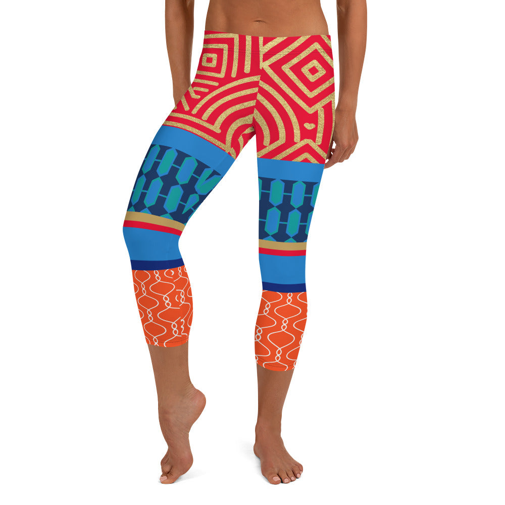 Beach Club Adventure Art Deco Capri Leggings