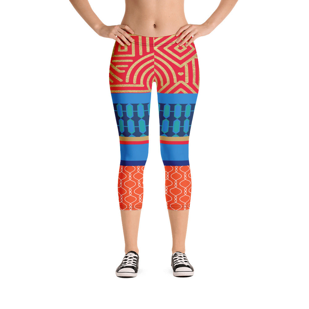 Beach Club Adventure Art Deco Capri Leggings