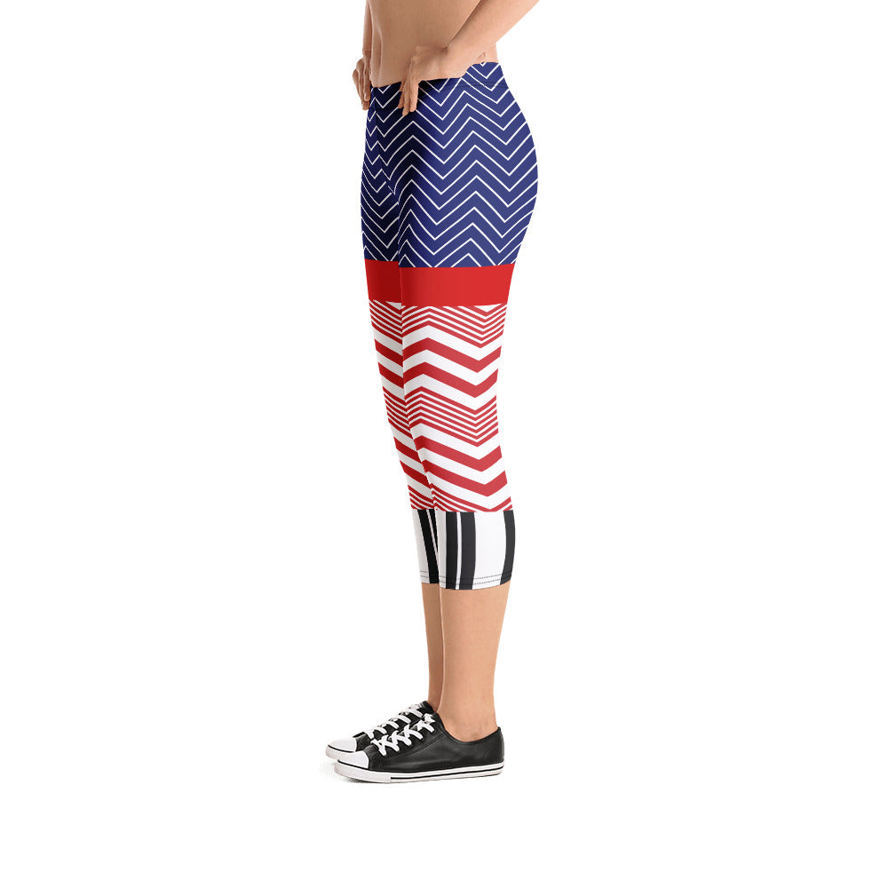 Besar y contar chica pinup Chevron Capri Leggings