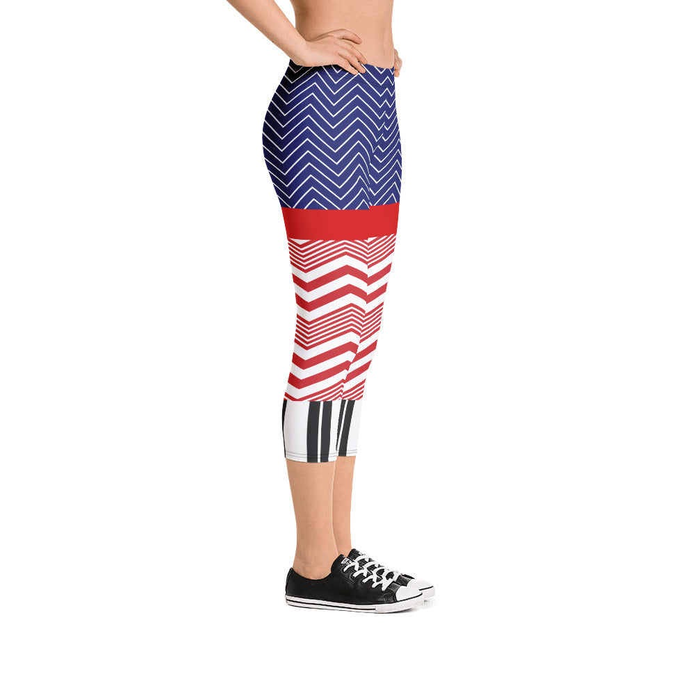 Besar y contar chica pinup Chevron Capri Leggings