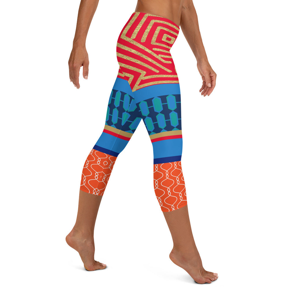 Beach Club Adventure Art Deco Capri Leggings