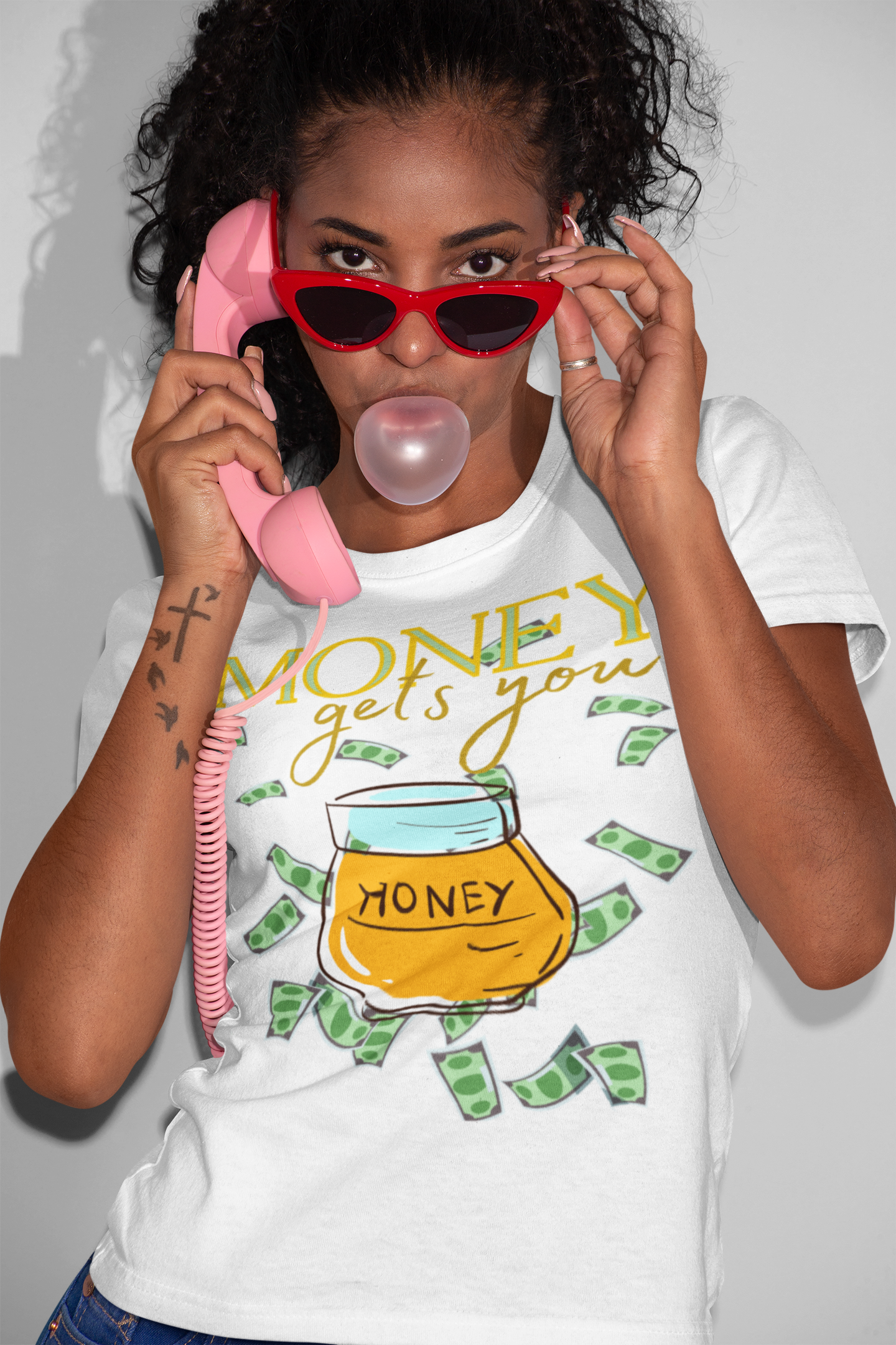 Money Gets You Honey camiseta unisex de manga corta Softstyle